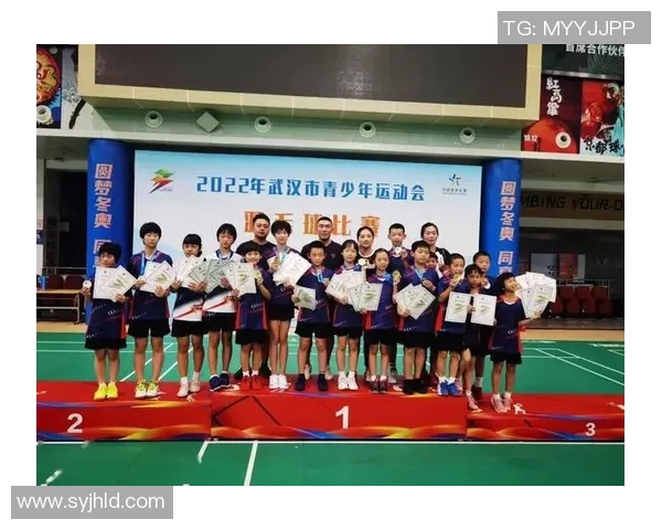 武汉羽毛球队荣登羽毛球状态排行榜第三名展现强劲实力与团队精神 武汉羽毛球队荣登羽毛球状态排行榜第三名展现强劲实力与团队精神